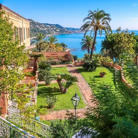 Alloggio Con Piscina, Giardino E Parcheggio Appartement Latte
